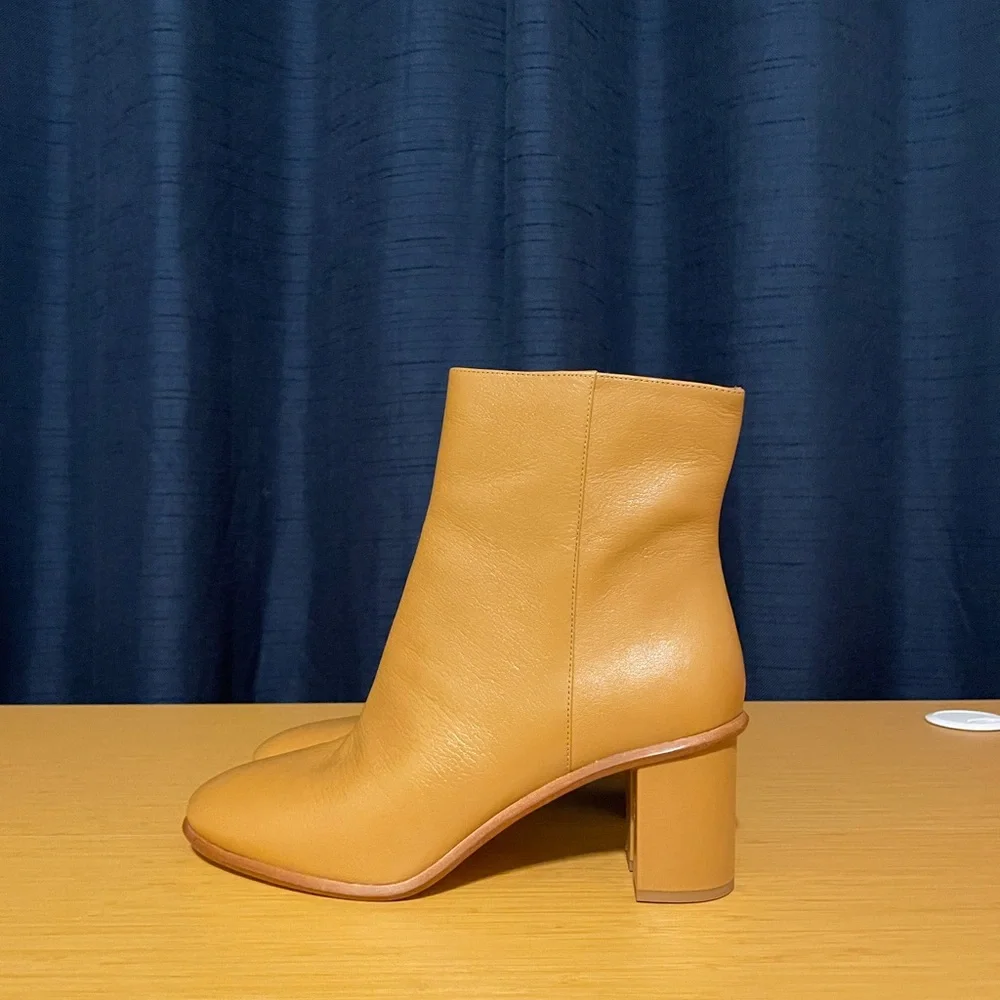 Tory Burch Brooke Stamped Heel Bootie Caramel